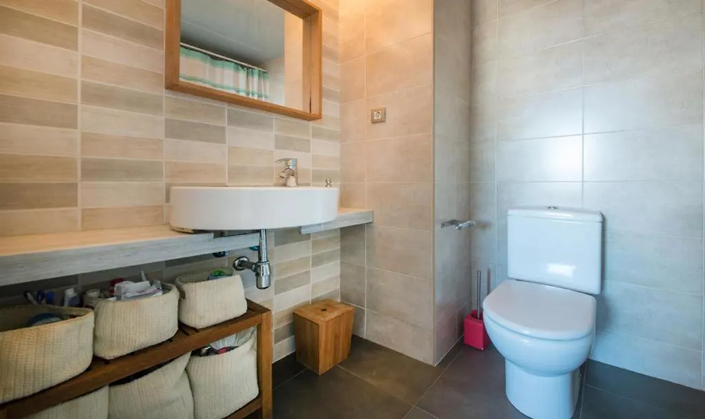 Magnificent Apartment Close To The Beach Sant Adria de Besos Spain