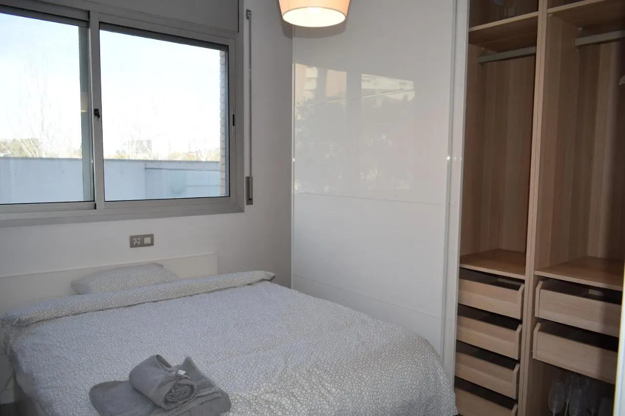 Magnificent Apartment Close To The Beach Sant Adria de Besos